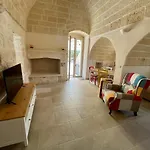 בית נופש Trullo Bubamare