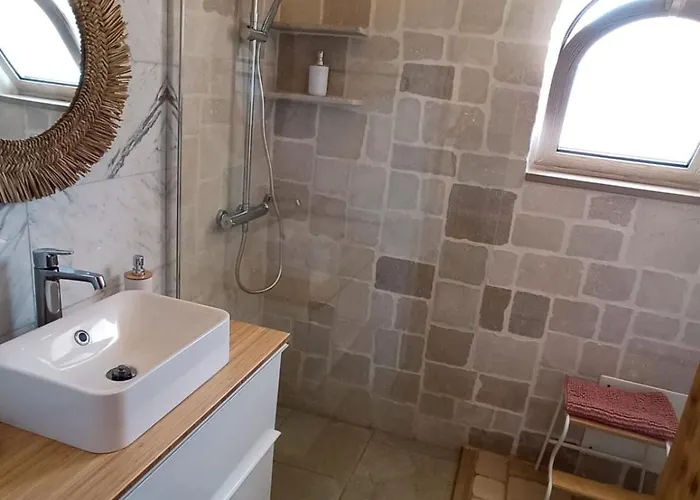 Trullo Bubamare * San Michele Salentino